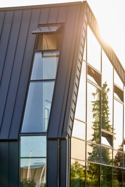 Mere bevægelse bag stålet i Hobro Idrætscenter, Hobro Idrætscenter, Amerikavej 22, 9500 Hobro